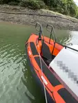 Kapal karet kaku kanggo didol