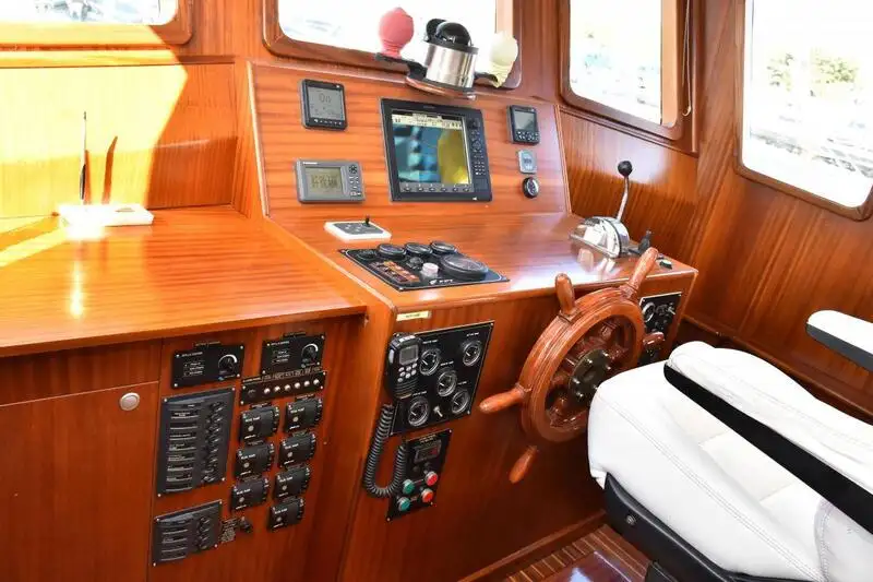 Kapal trawler kanggo didol