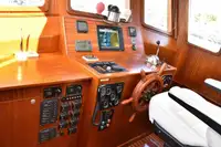 Kapal trawler kanggo didol