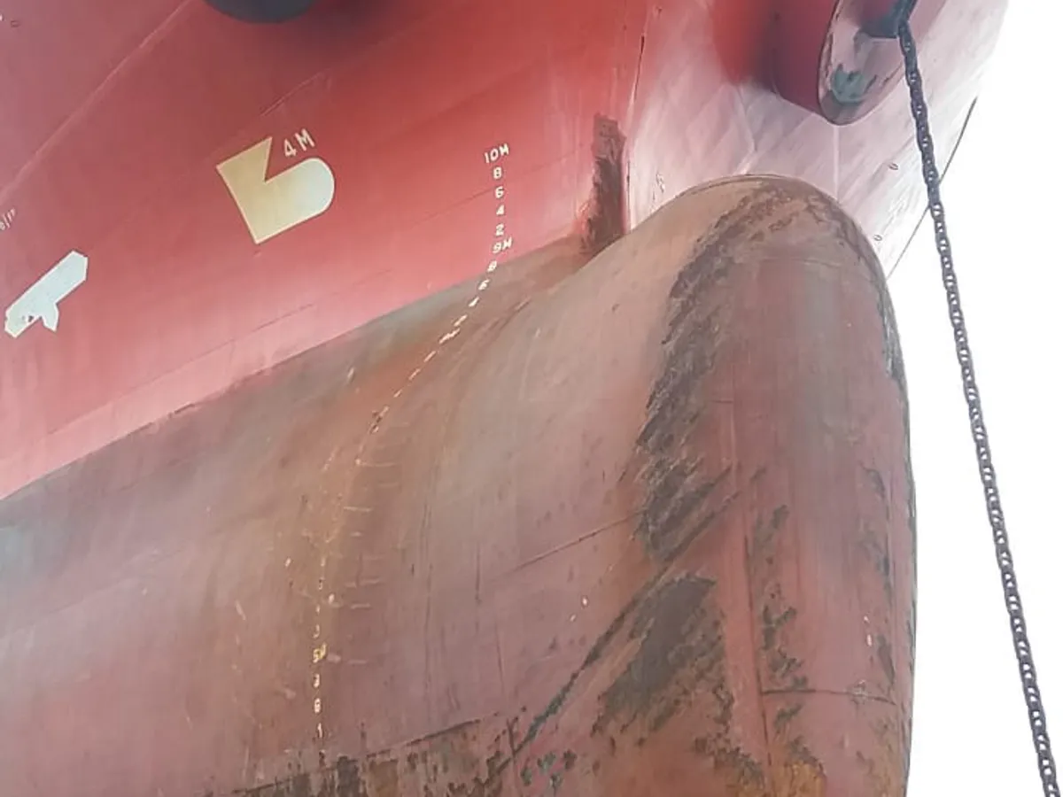 Kapal tanker minyak/bahan kimia kanggo didol