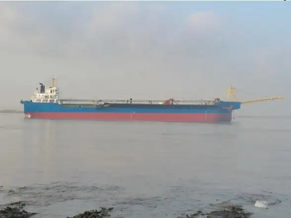 Kapal dredger kanggo didol