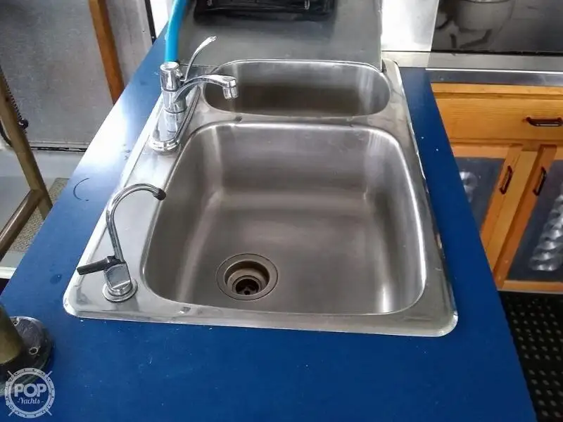 Kapal cutter kanggo didol