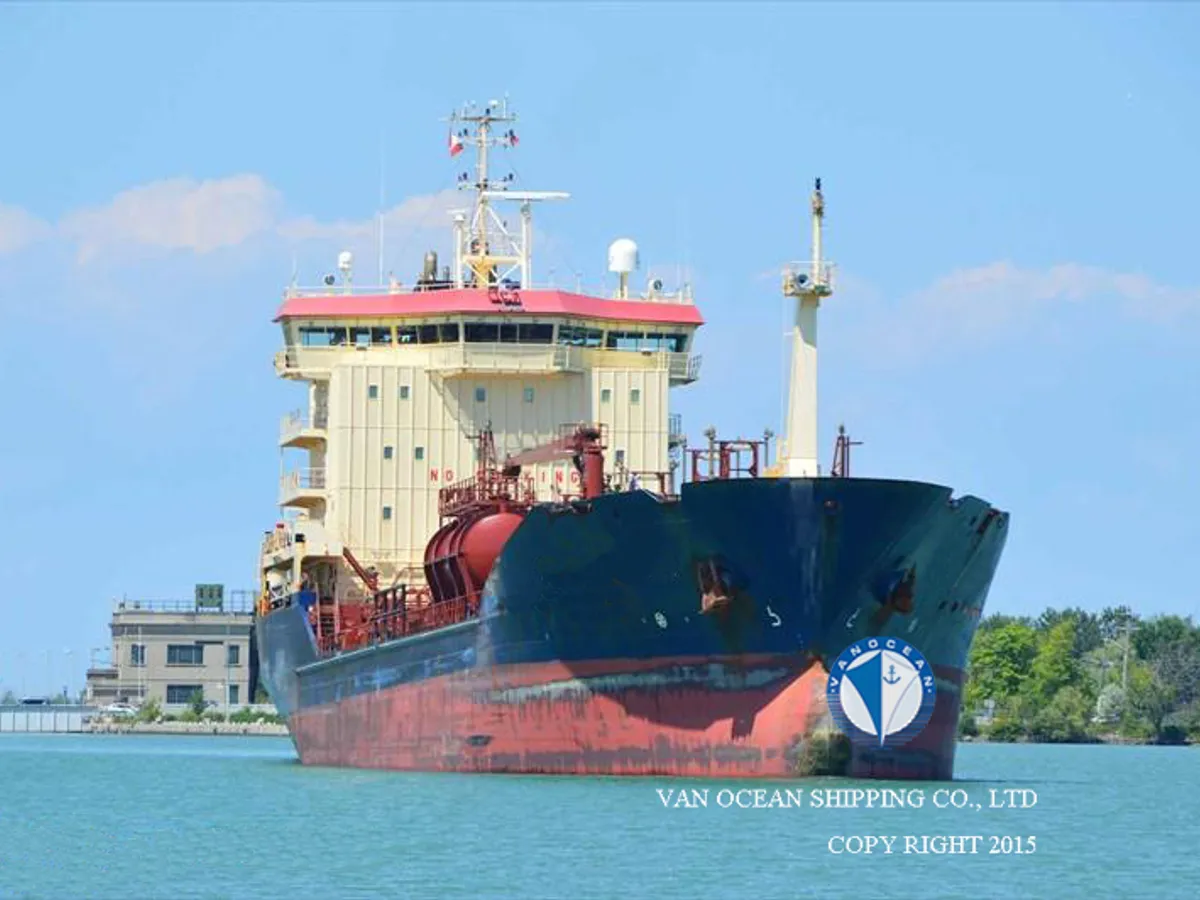 Kapal tanker minyak/bahan kimia kanggo didol