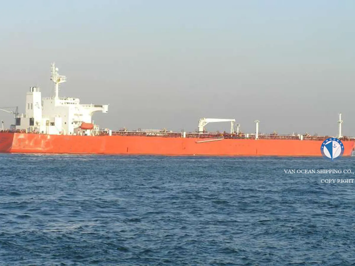 Kapal tanker minyak/bahan kimia kanggo didol