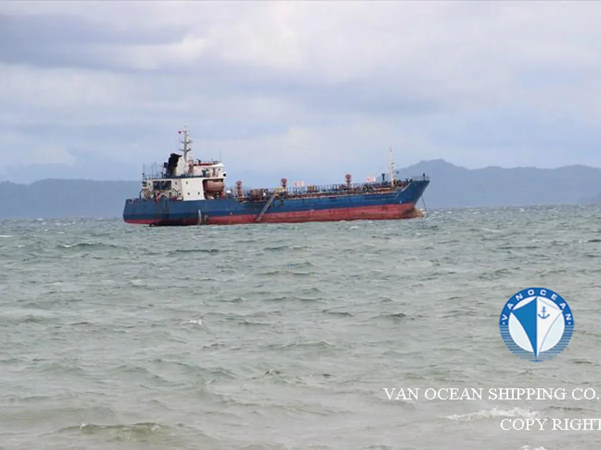 Kapal tanker minyak/bahan kimia kanggo didol