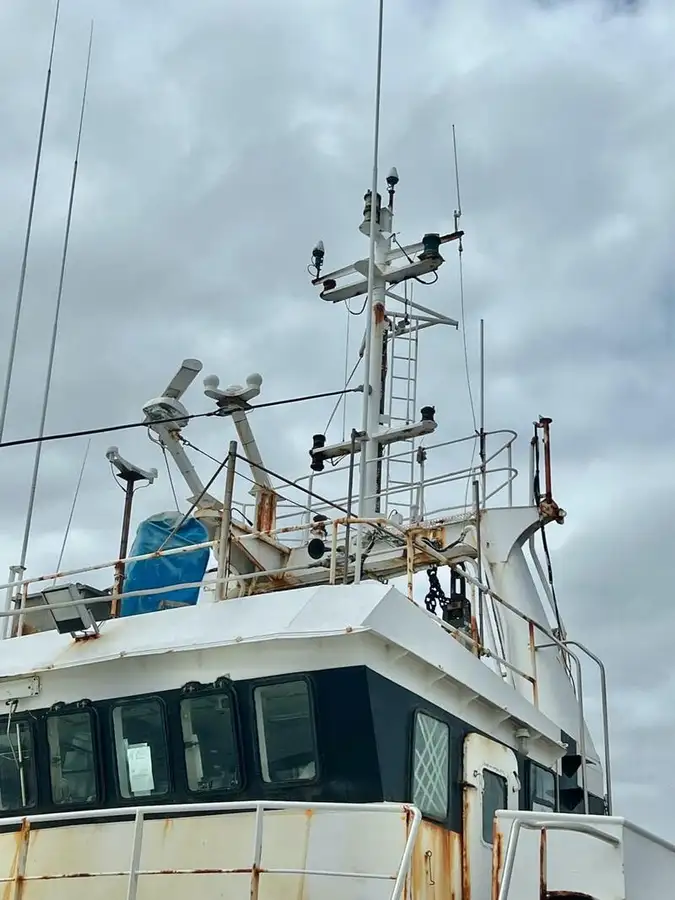 Kapal trawler kanggo didol