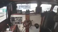 Kapal cutter kanggo didol