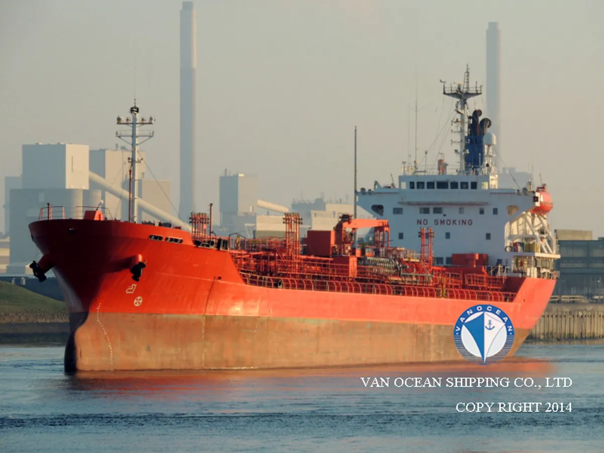 Kapal tanker minyak/bahan kimia kanggo didol
