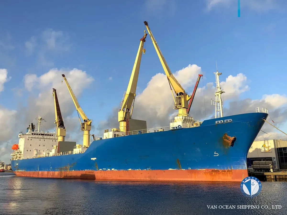 Kapal reefer kanggo didol