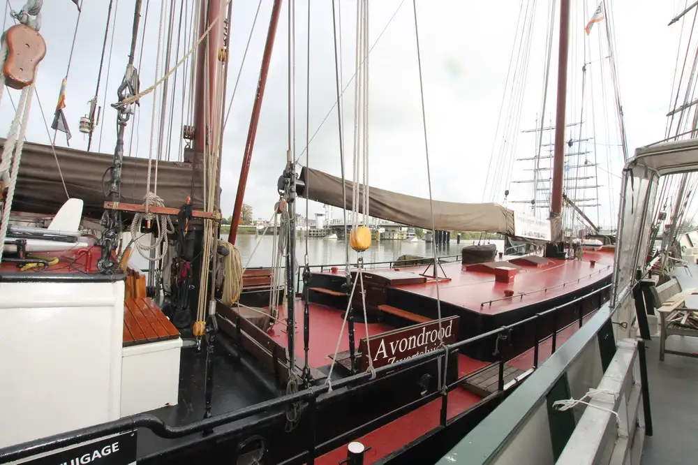 Yacht kanggo didol