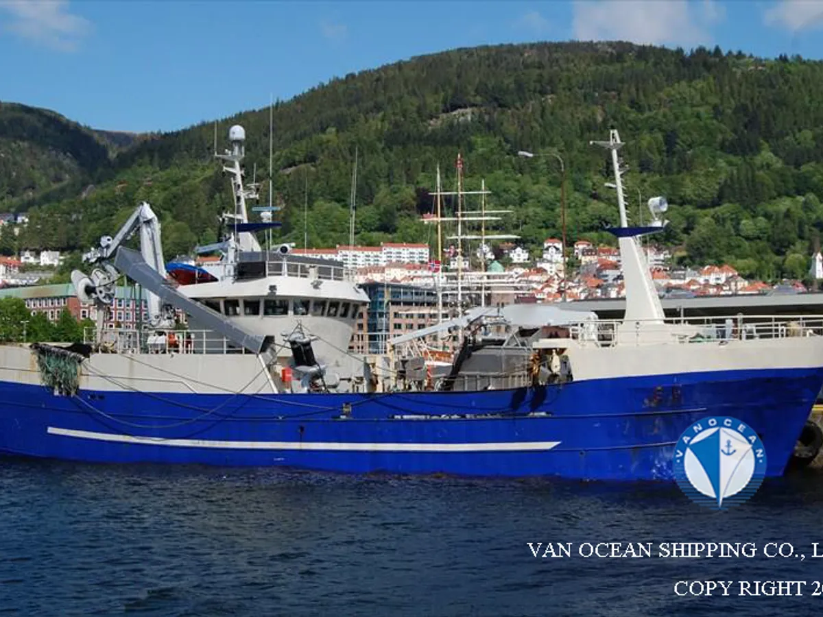 Kapal purse seiner kanggo didol