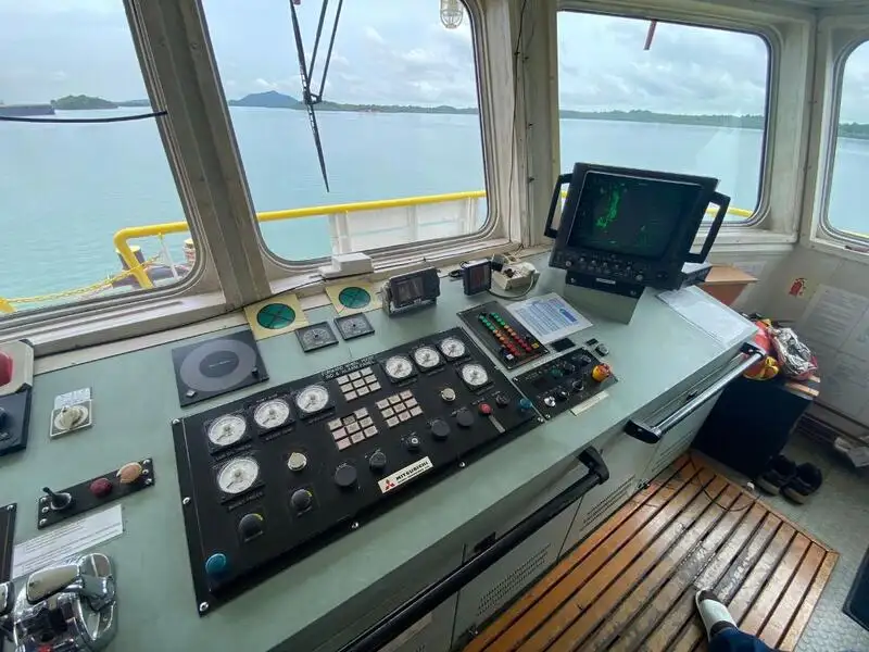 Kapal reefer kanggo didol