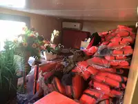 Kapal kontainer kanggo didol