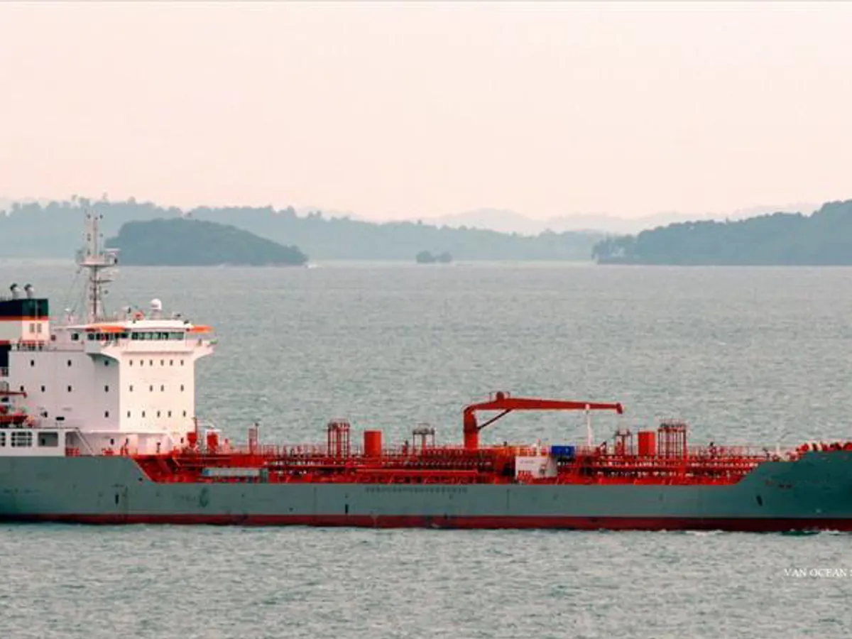 Kapal tanker minyak/bahan kimia kanggo didol