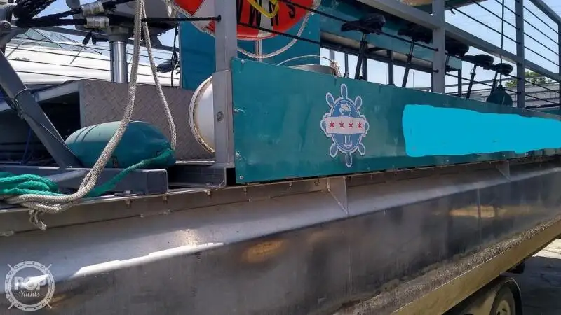 Kapal kontainer kanggo didol