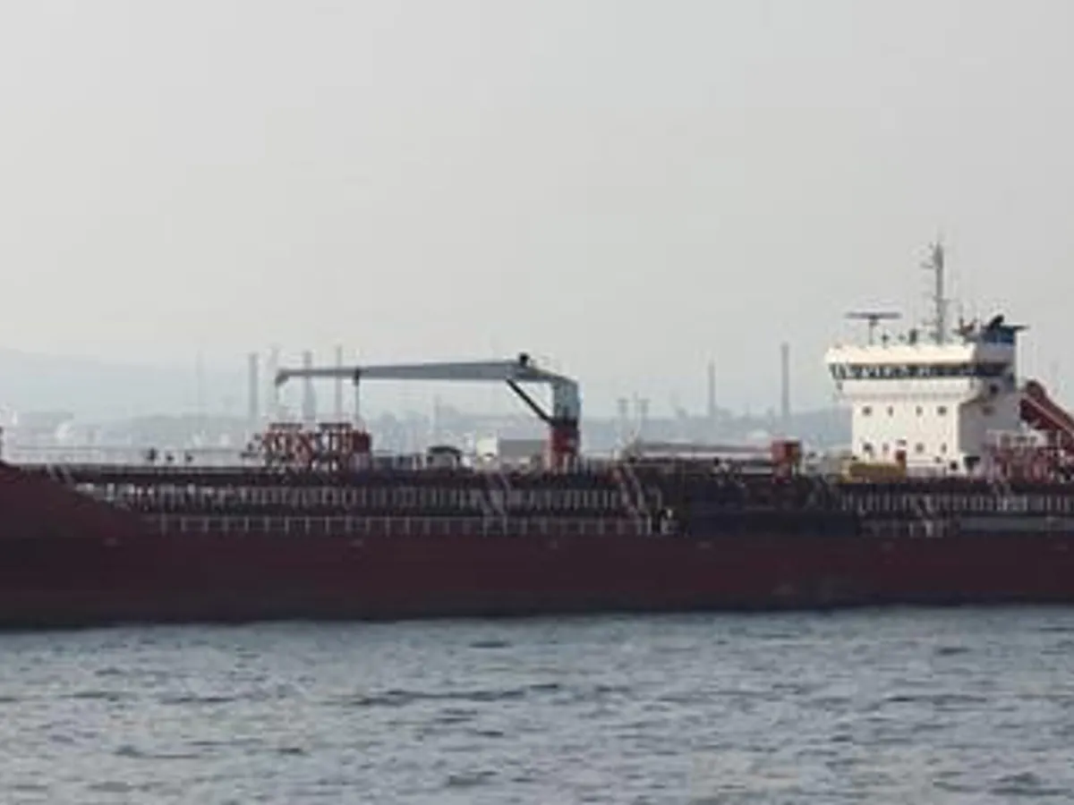 Kapal tanker minyak/bahan kimia kanggo didol