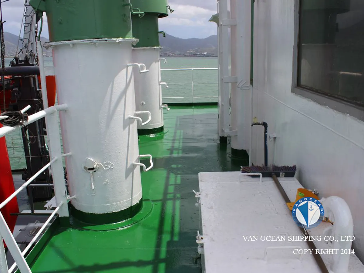 Kapal tanker minyak/bahan kimia kanggo didol