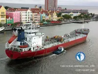 Kapal tanker minyak/bahan kimia kanggo didol