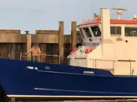 Kapal kerja kanggo didol