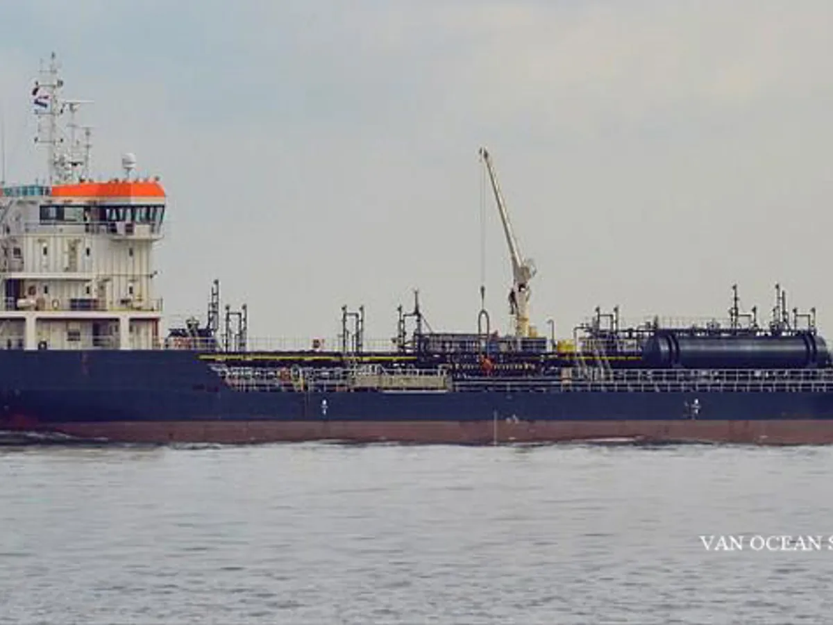 Kapal tanker minyak/bahan kimia kanggo didol