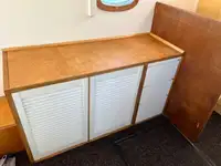 Kapal kerja kanggo didol