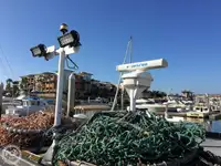 Kapal trawler kanggo didol