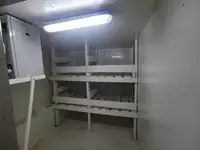 Kapal pasokan kanggo didol