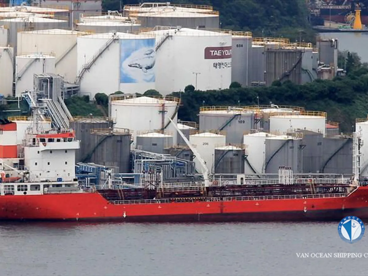 Kapal tanker minyak/bahan kimia kanggo didol