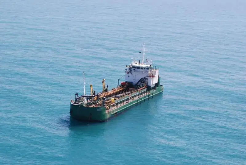 Kapal dredger kanggo didol