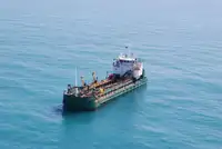 Kapal dredger kanggo didol