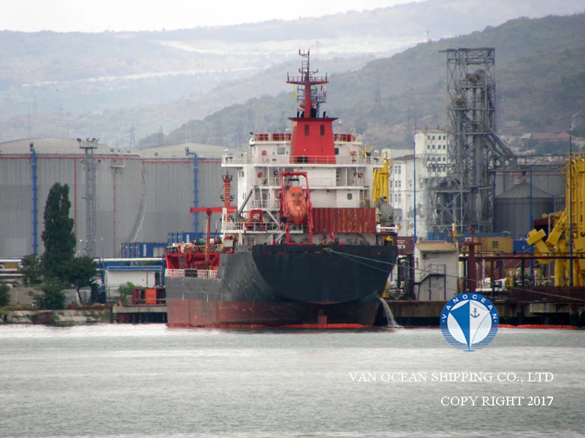 Kapal tanker minyak/bahan kimia kanggo didol