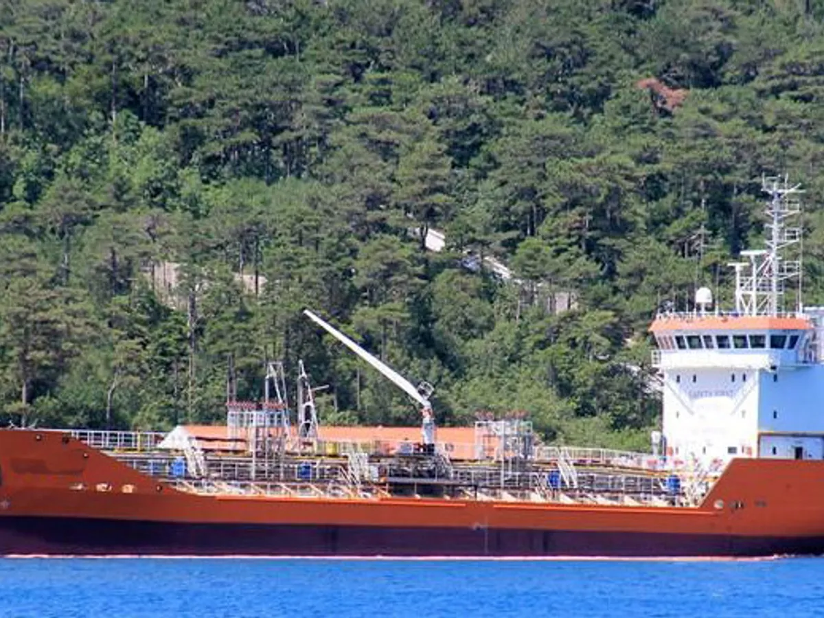 Kapal tanker minyak/bahan kimia kanggo didol
