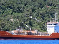 Kapal tanker minyak/bahan kimia kanggo didol