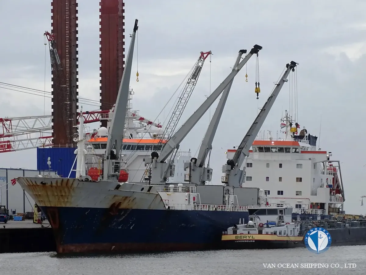 Kapal reefer kanggo didol