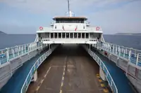 Kapal feri kanggo didol