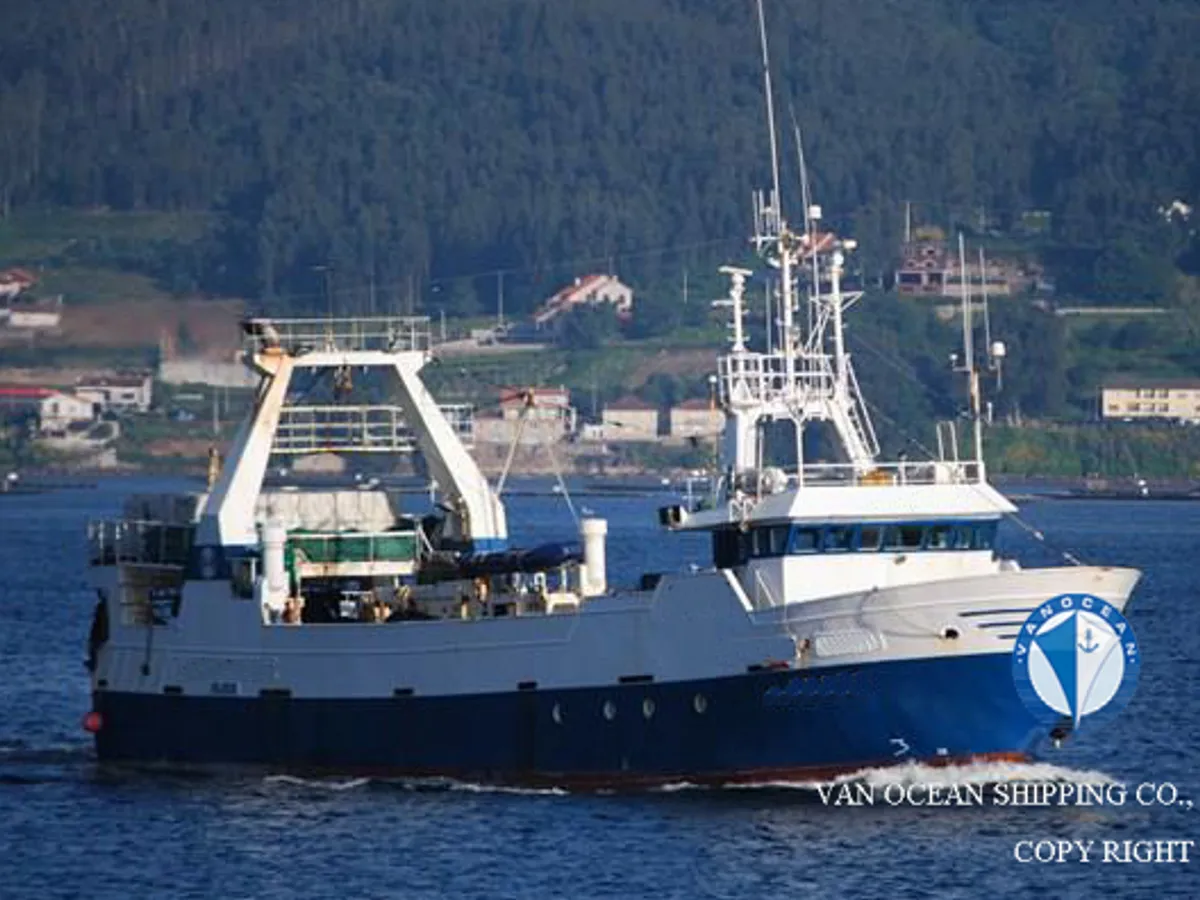 Kapal trawler kanggo didol