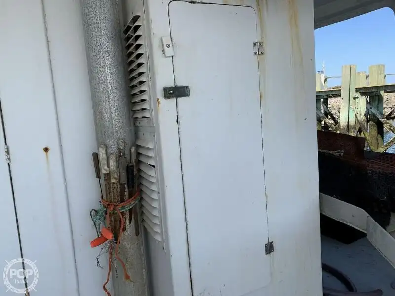Kapal longliner kanggo didol