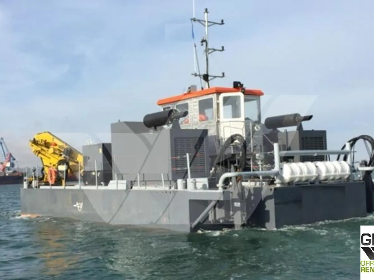 Kapal dredger kanggo didol