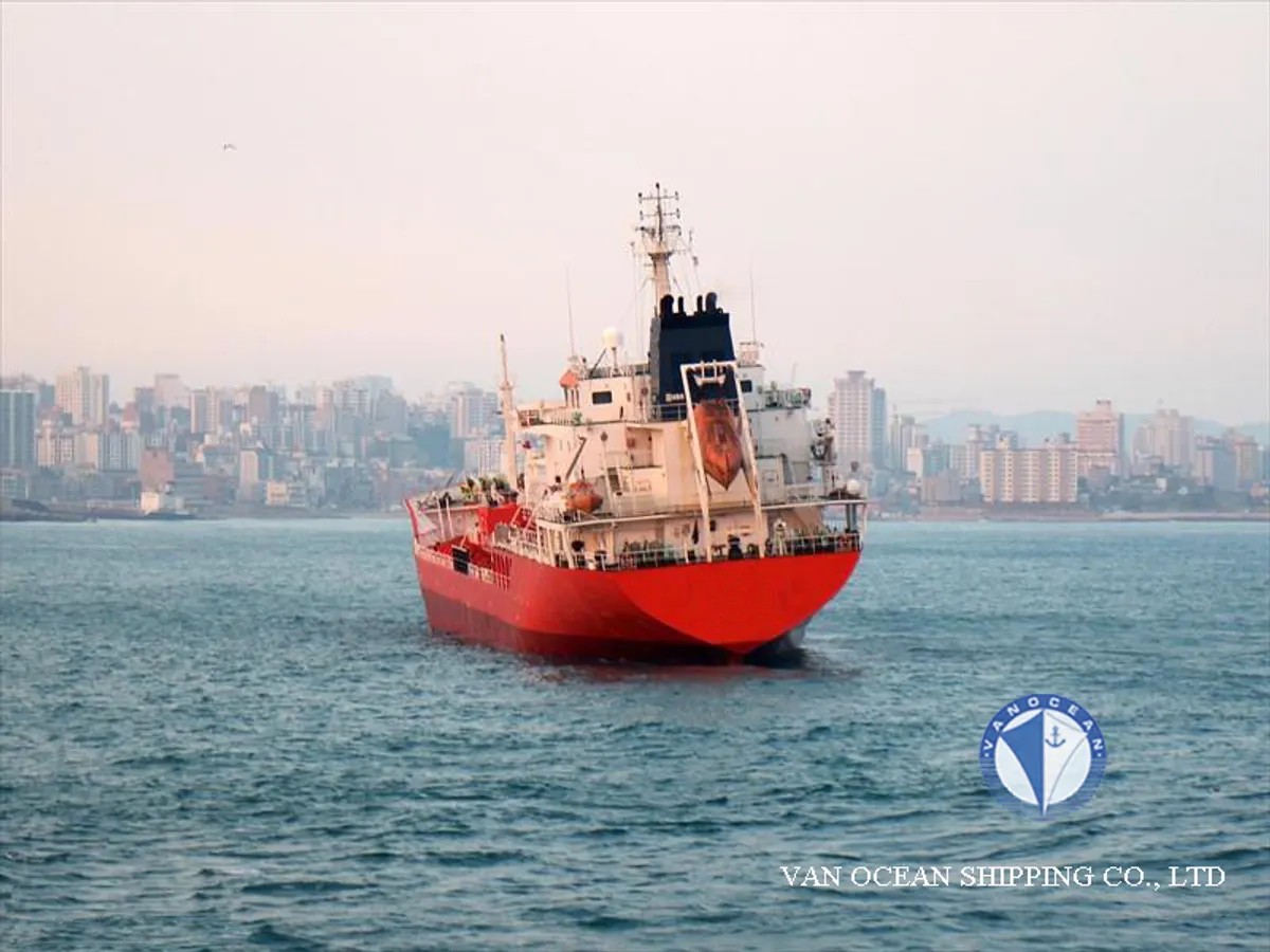 Kapal tanker minyak/bahan kimia kanggo didol