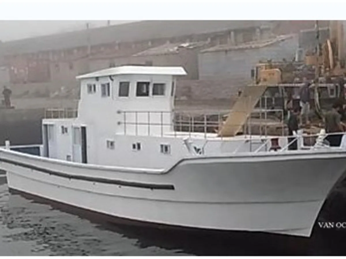 Kapal trawler kanggo didol