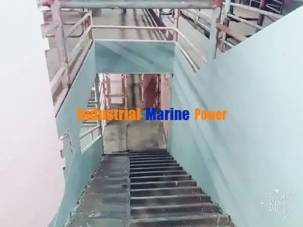 Kapal pengangkut ternak kanggo didol