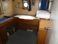 Kapal riset kanggo didol