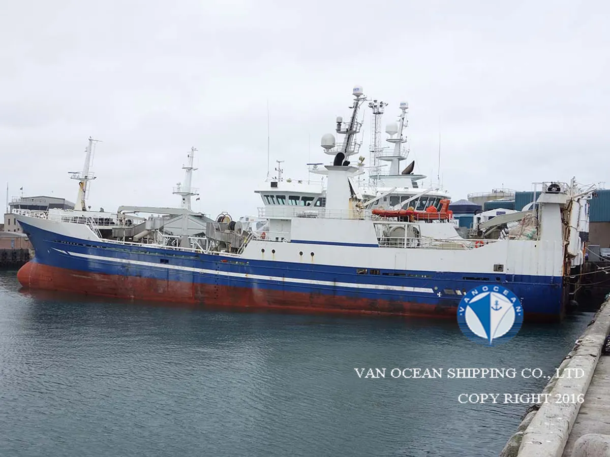 Kapal trawler kanggo didol