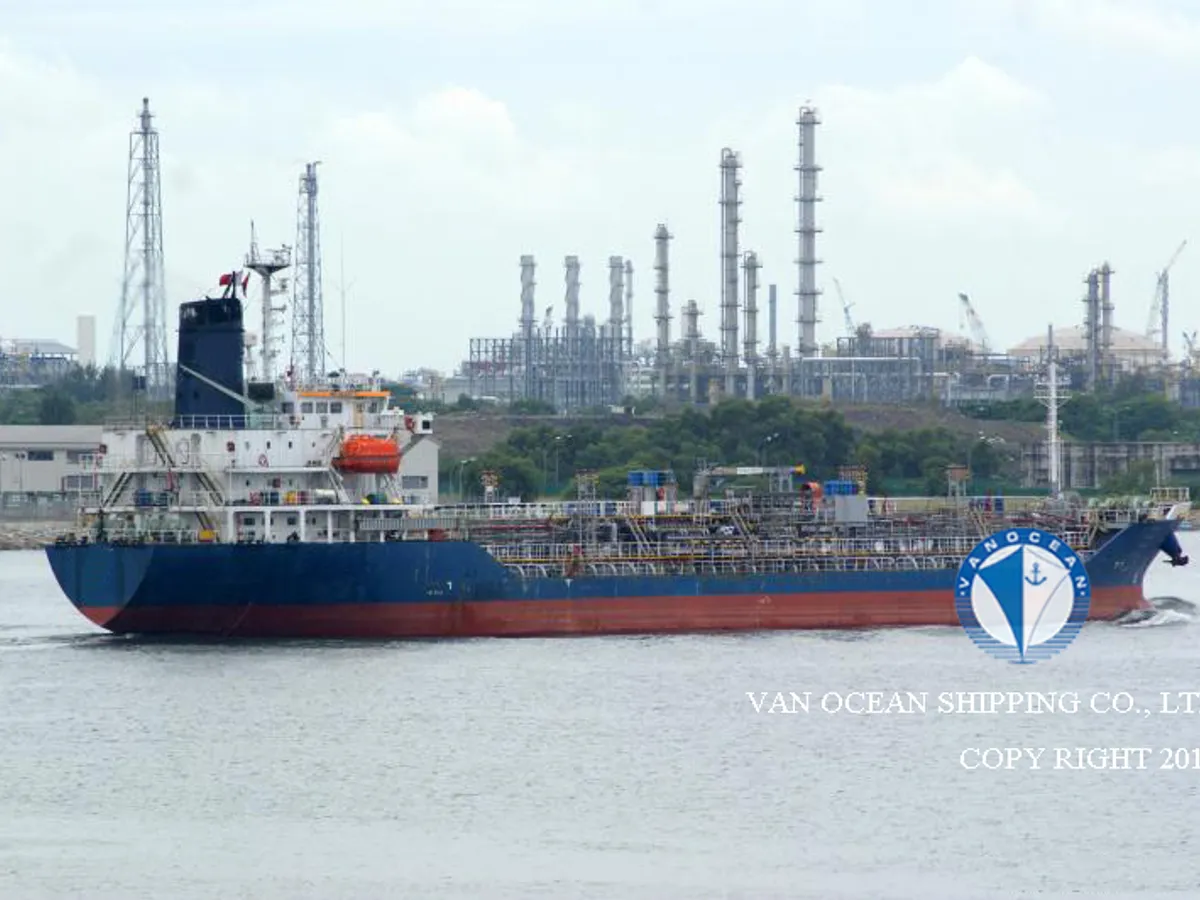 Kapal tanker minyak/bahan kimia kanggo didol