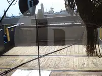 Kapal pengangkut iwak urip kanggo didol