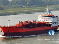 Kapal tanker minyak/bahan kimia kanggo didol