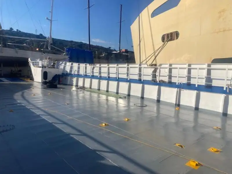 Kapal feri kanggo didol