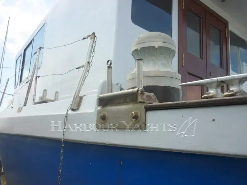 Kapal trawler kanggo didol