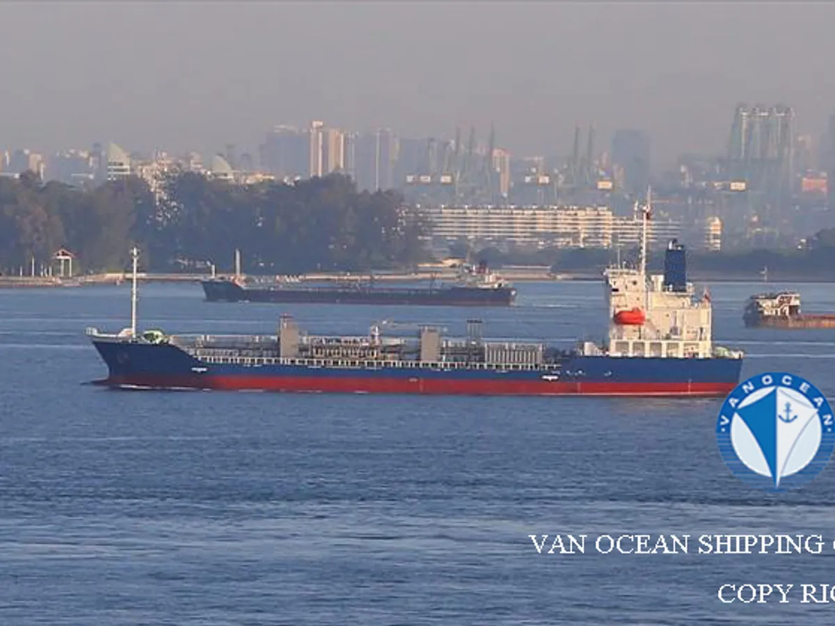 Kapal tanker minyak/bahan kimia kanggo didol