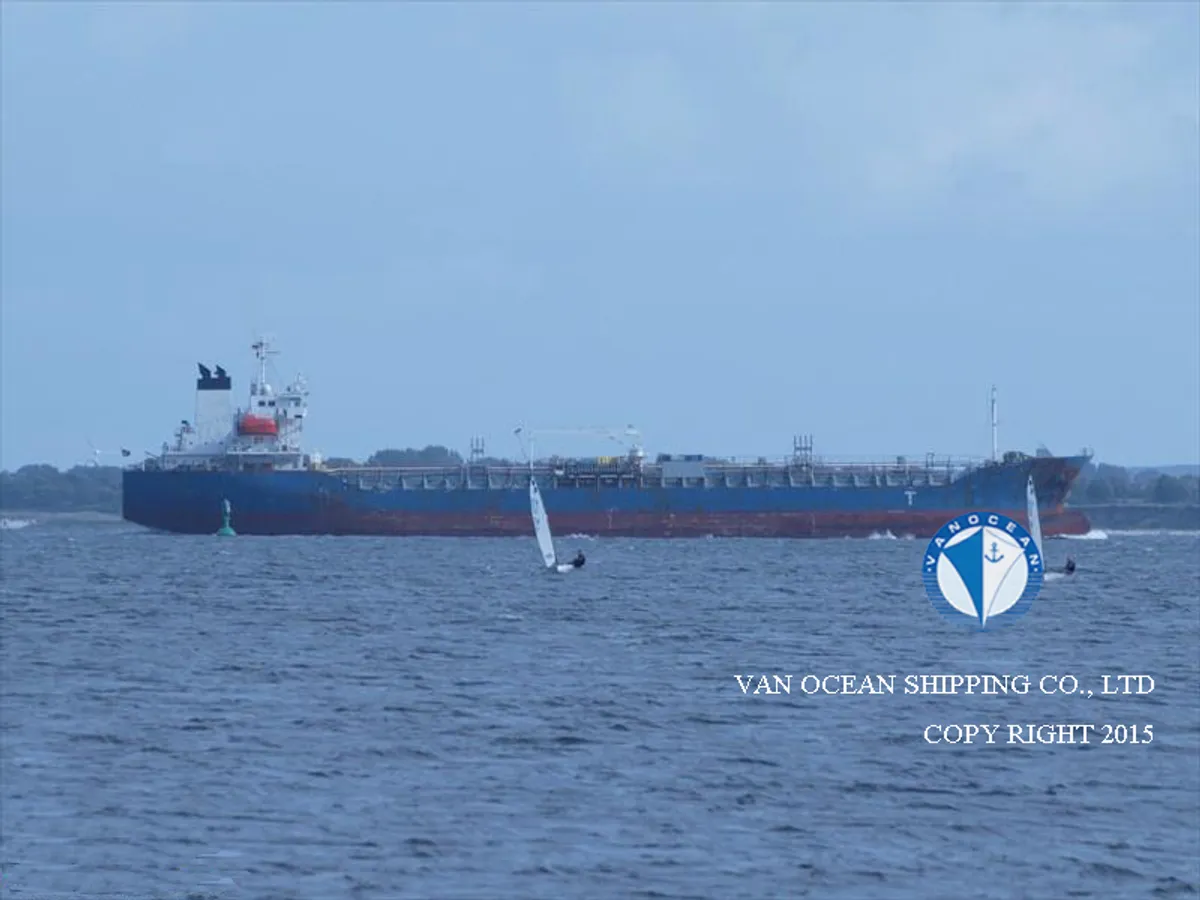 Kapal tanker minyak/bahan kimia kanggo didol